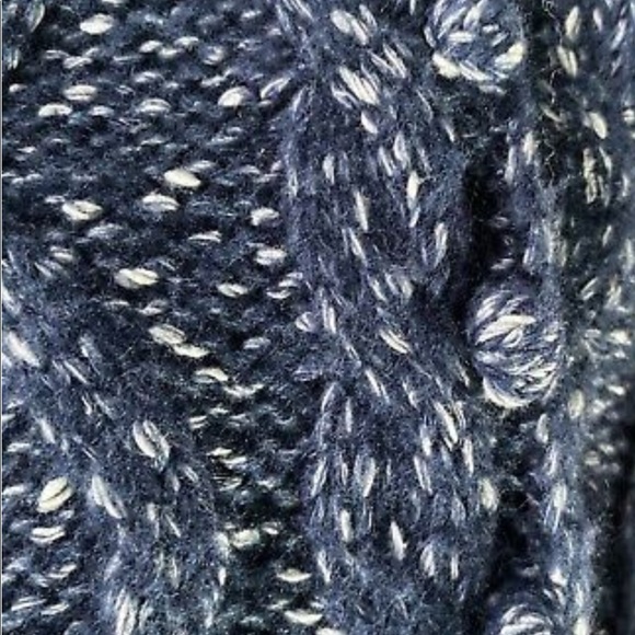 KATE SPADE BROOME STREET CHUNKY CABLE SWEATER - Picture 5 of 13